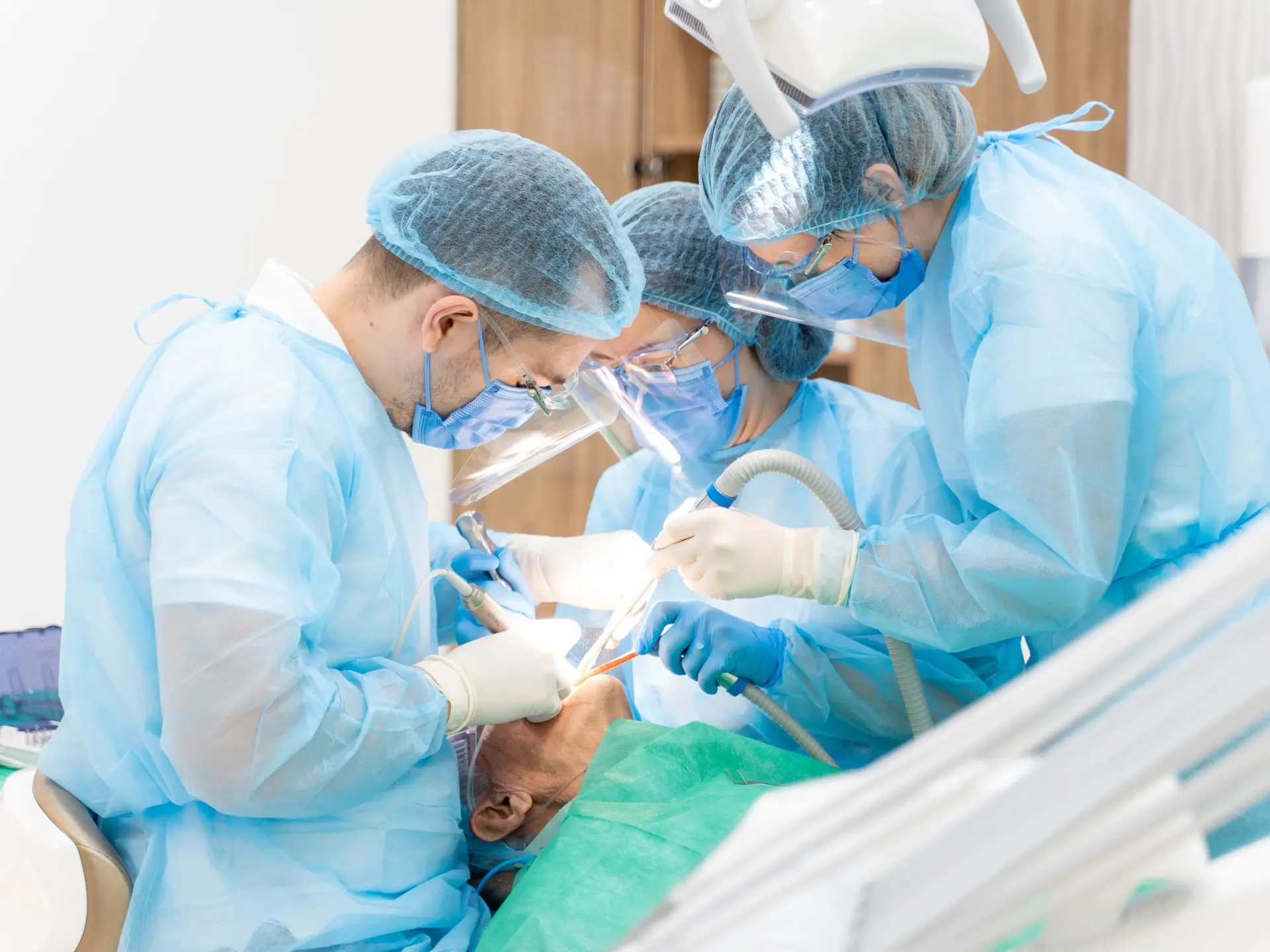 Ongoing surgery zygomatic implants