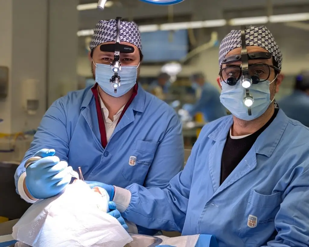 Participants with cryopreserved heads