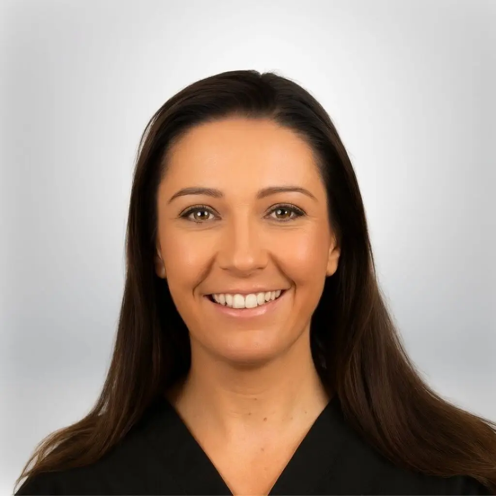 Dr Helen Arabatzis