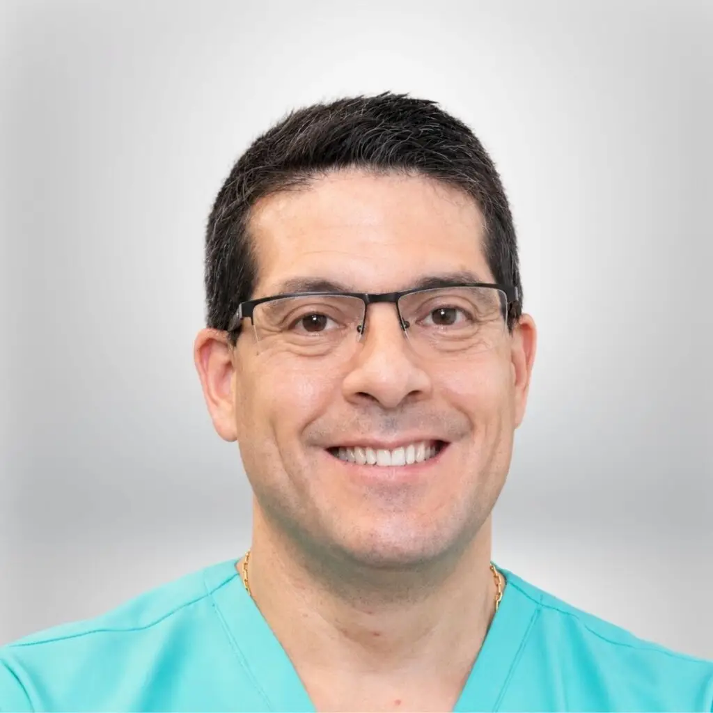 Dr Óscar Ríos Menchel
