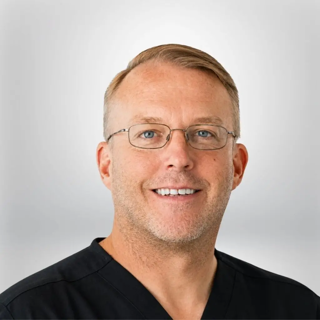 Dr Reed Gibbins